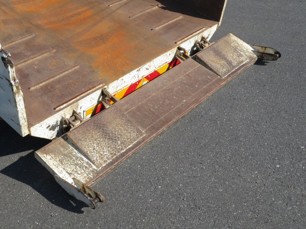 日野 デュトロ 2KG-XZU700X(2WD)の写真15