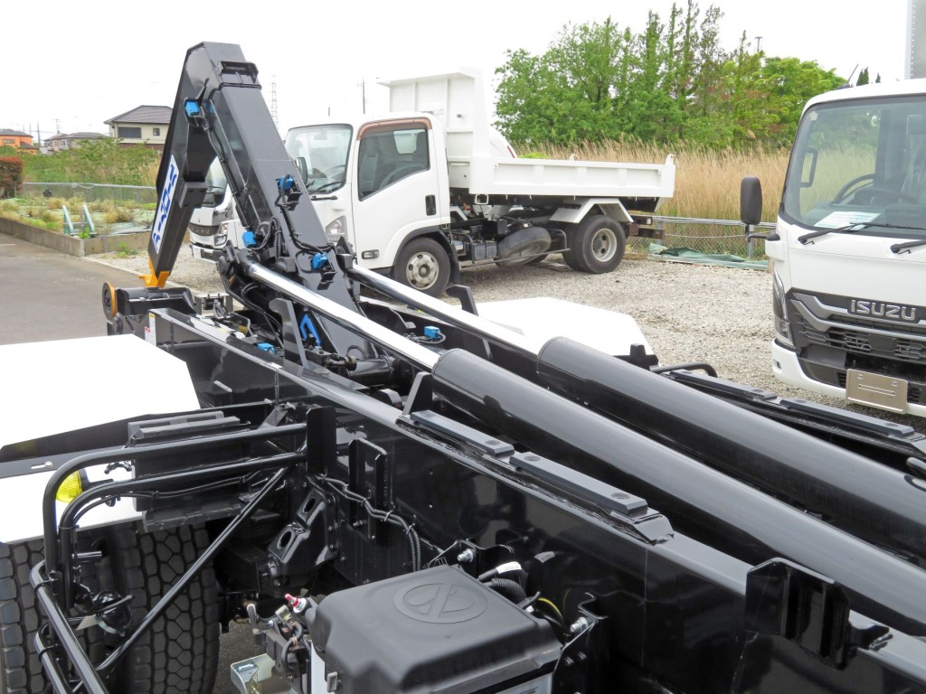 ツインシリンダーです。|日野 レンジャー 2KG-FE2ACAの写真9
