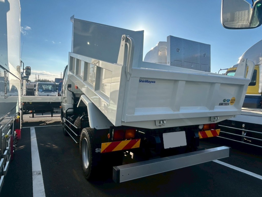 三菱 ファイター 2KG-FK62FZの写真3