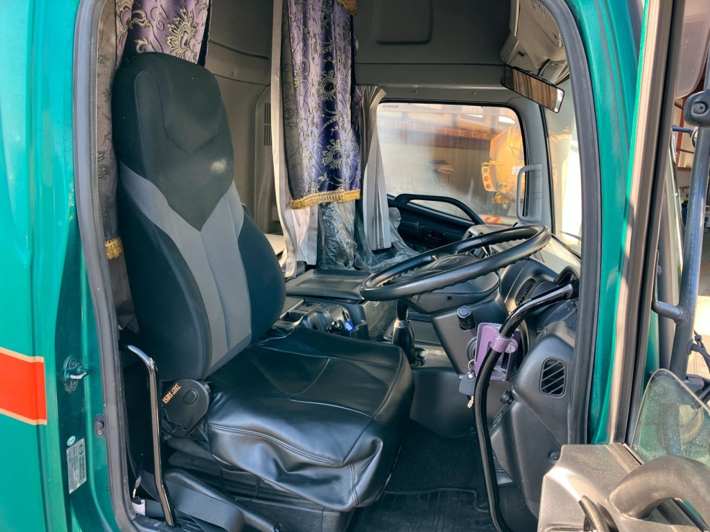 日野 プロフィア QPG-SH1EDDGの写真5