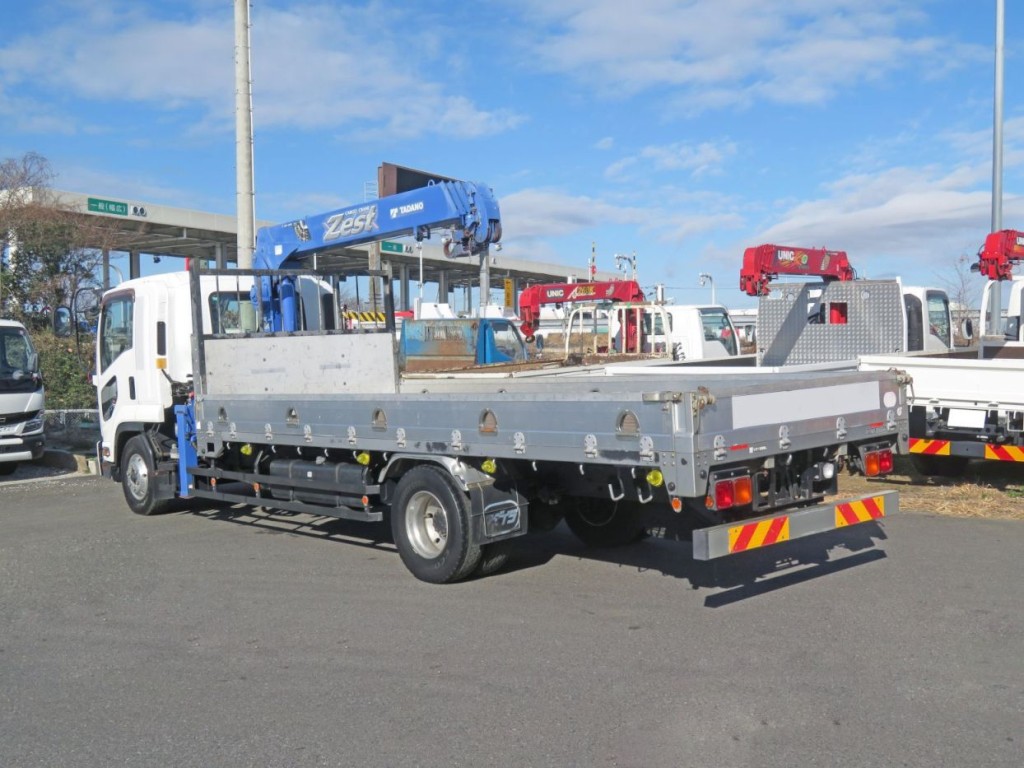 いすゞ フォワード TKG-FRR90S2(2WD)の写真3