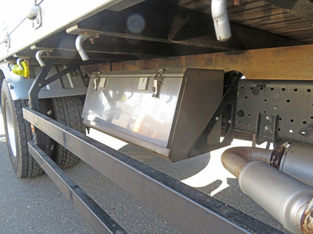 いすゞ フォワード TKG-FRR90S2(2WD)の写真14