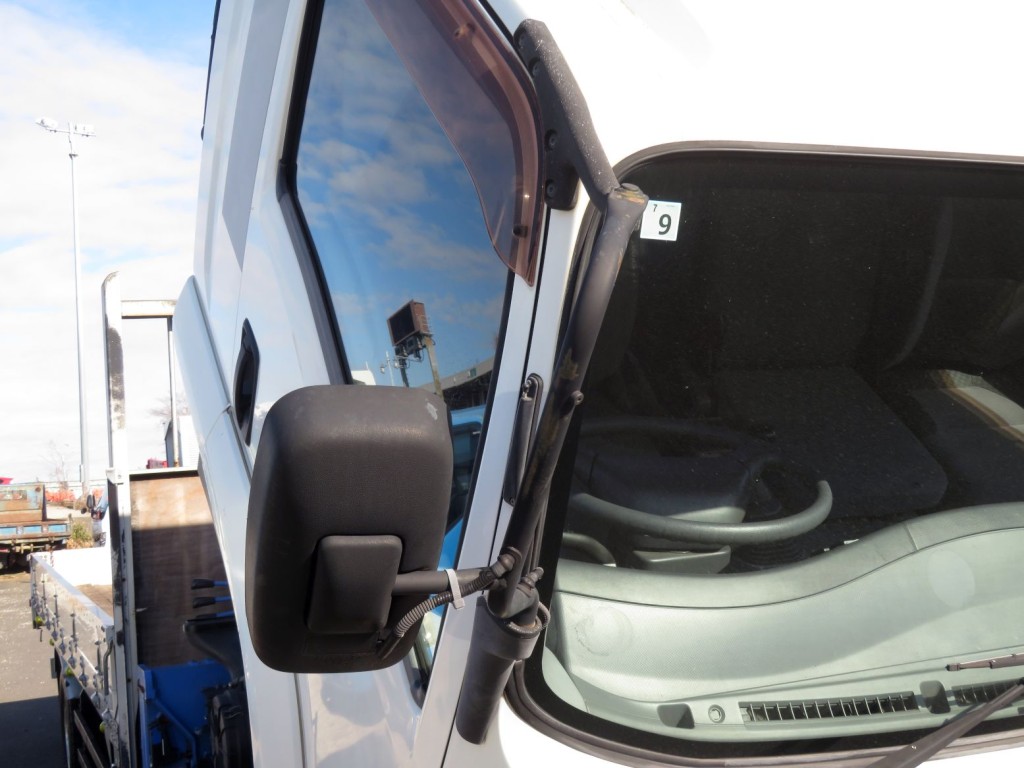 いすゞ フォワード TKG-FRR90S2(2WD)の写真21