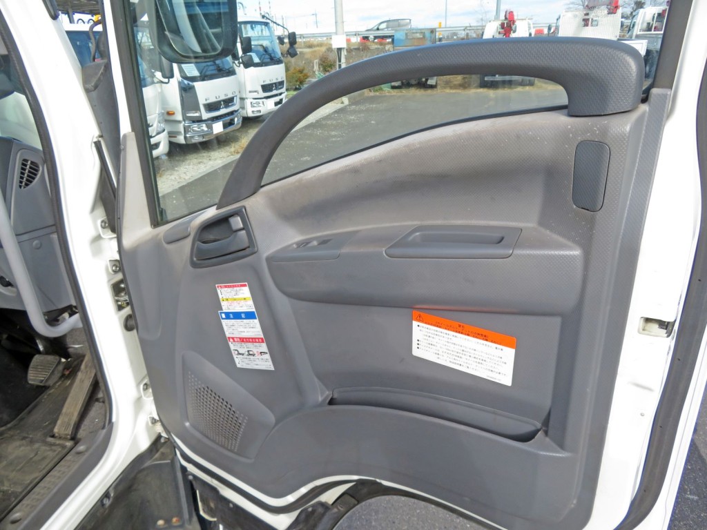 いすゞ フォワード TKG-FRR90S2(2WD)の写真35