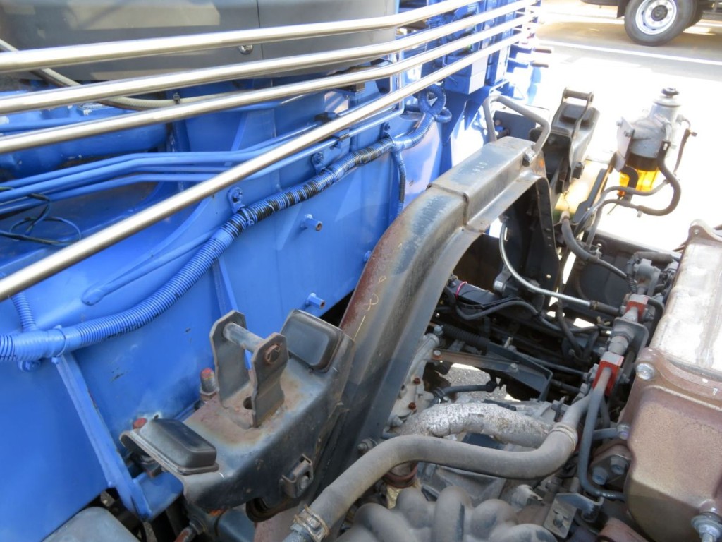 いすゞ フォワード TKG-FRR90S2(2WD)の写真45