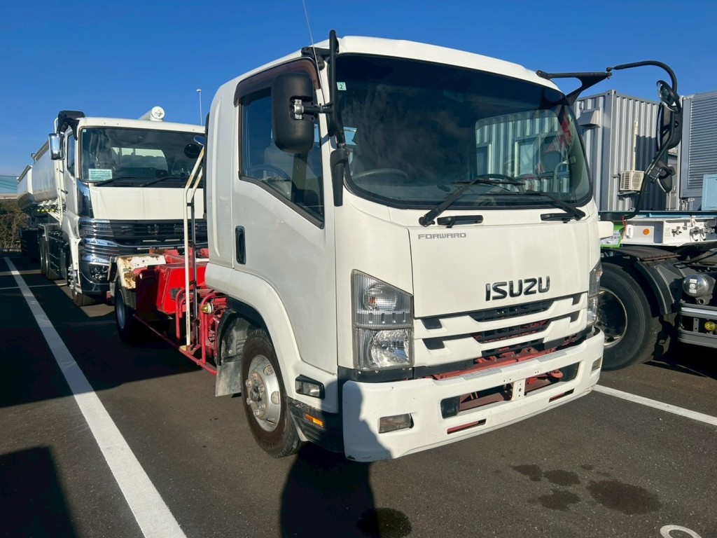 いすゞ フォワード TKG-FRR90S2(2WD)の写真2
