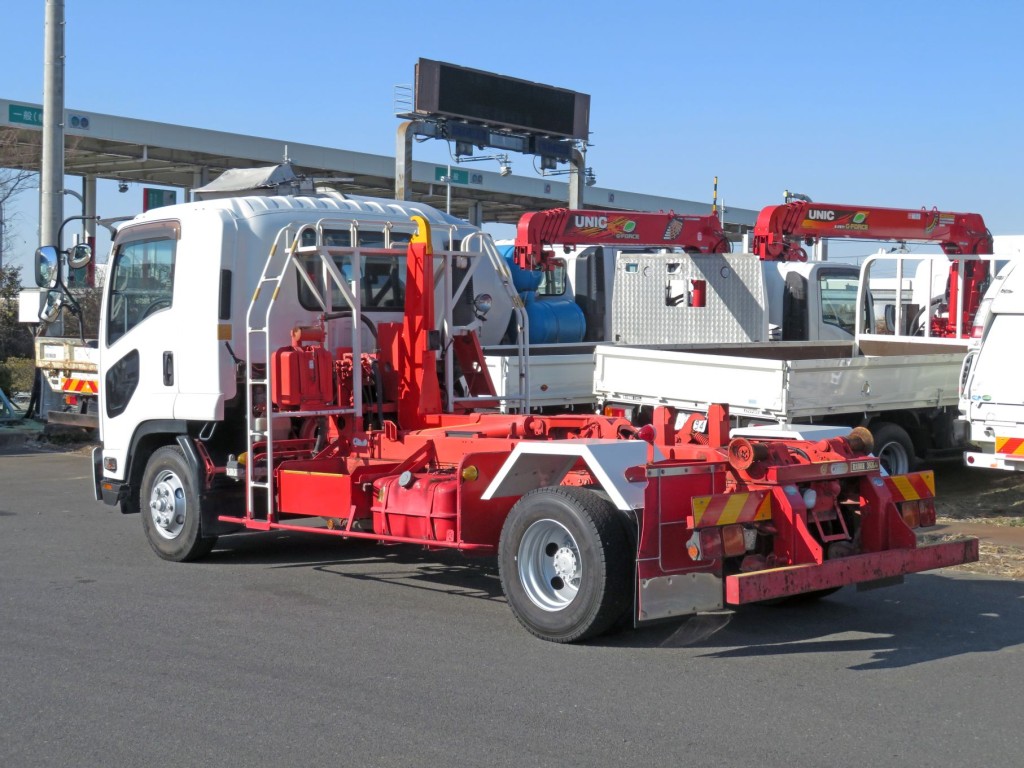 いすゞ フォワード TKG-FRR90S2(2WD)の写真3