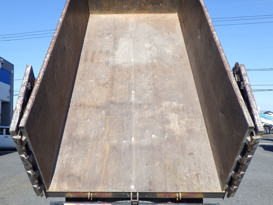 床の状態です。|日野 レンジャー 2KG-FC2ABA(2WD)の写真8