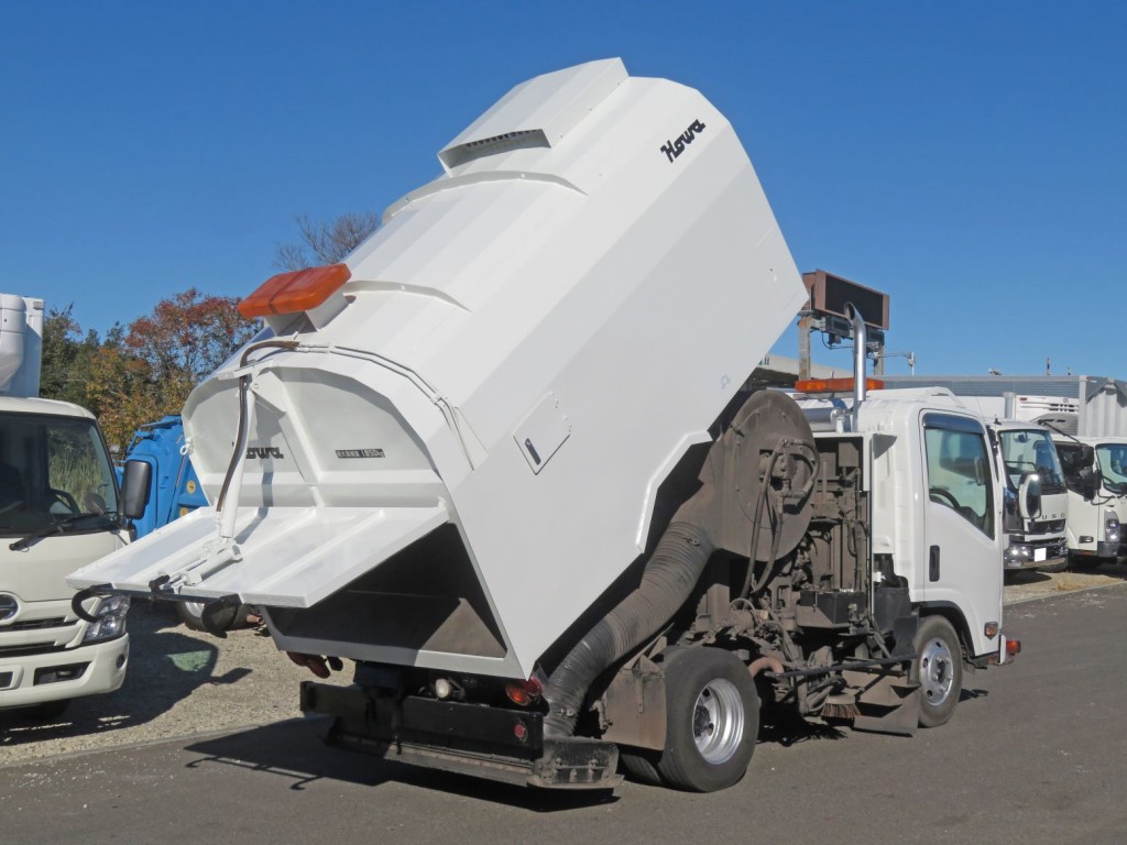 いすゞ エルフ TPG-NMR85N(2WD)の写真4