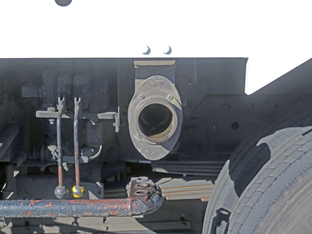 いすゞ エルフ TPG-NMR85N(2WD)の写真10