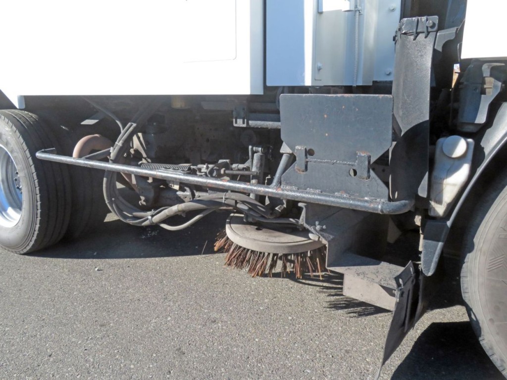 いすゞ エルフ TPG-NMR85N(2WD)の写真12