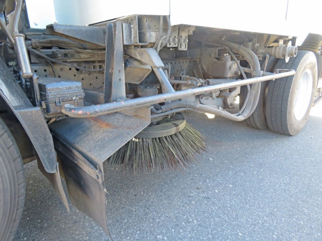 いすゞ エルフ TPG-NMR85N(2WD)の写真15