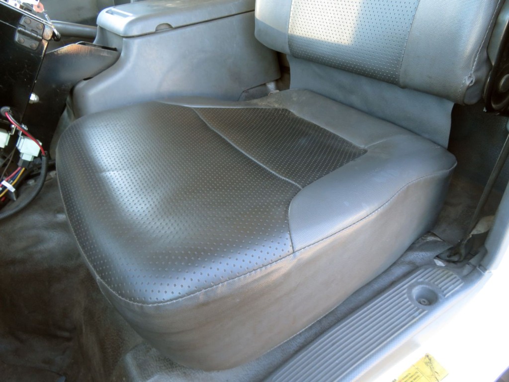 いすゞ エルフ TPG-NMR85N(2WD)の写真35