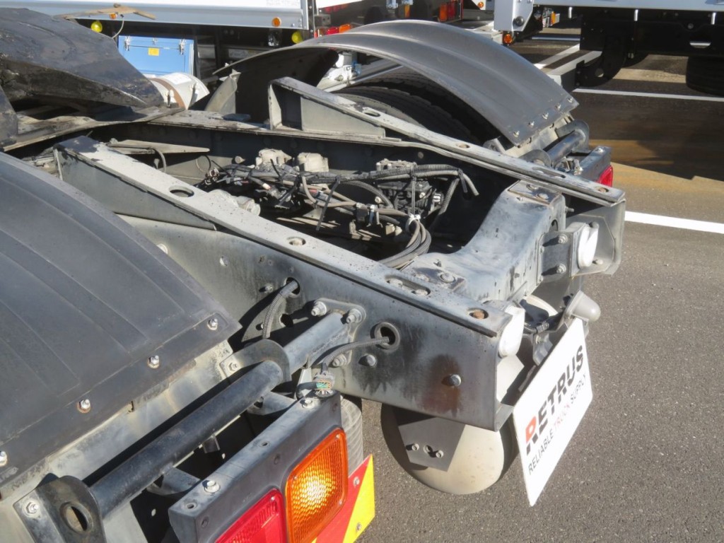 UDトラックス クオン QKG-GK6XADの写真7