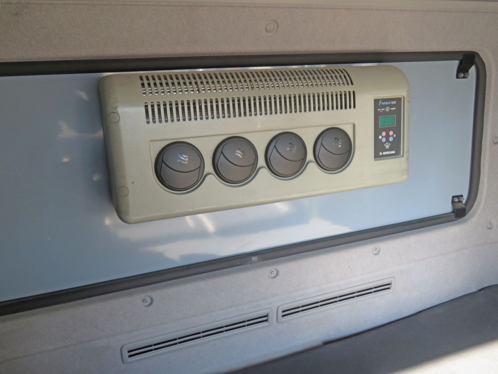 UDトラックス クオン QKG-GK6XADの写真17