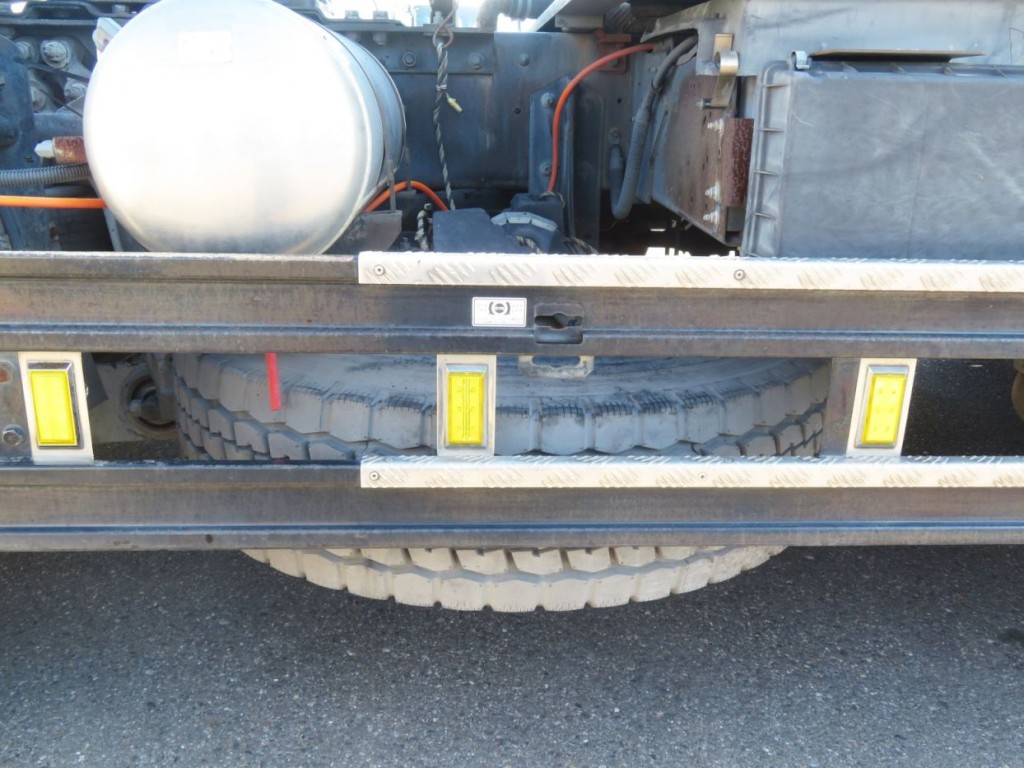 UDトラックス クオン QKG-GK6XADの写真22