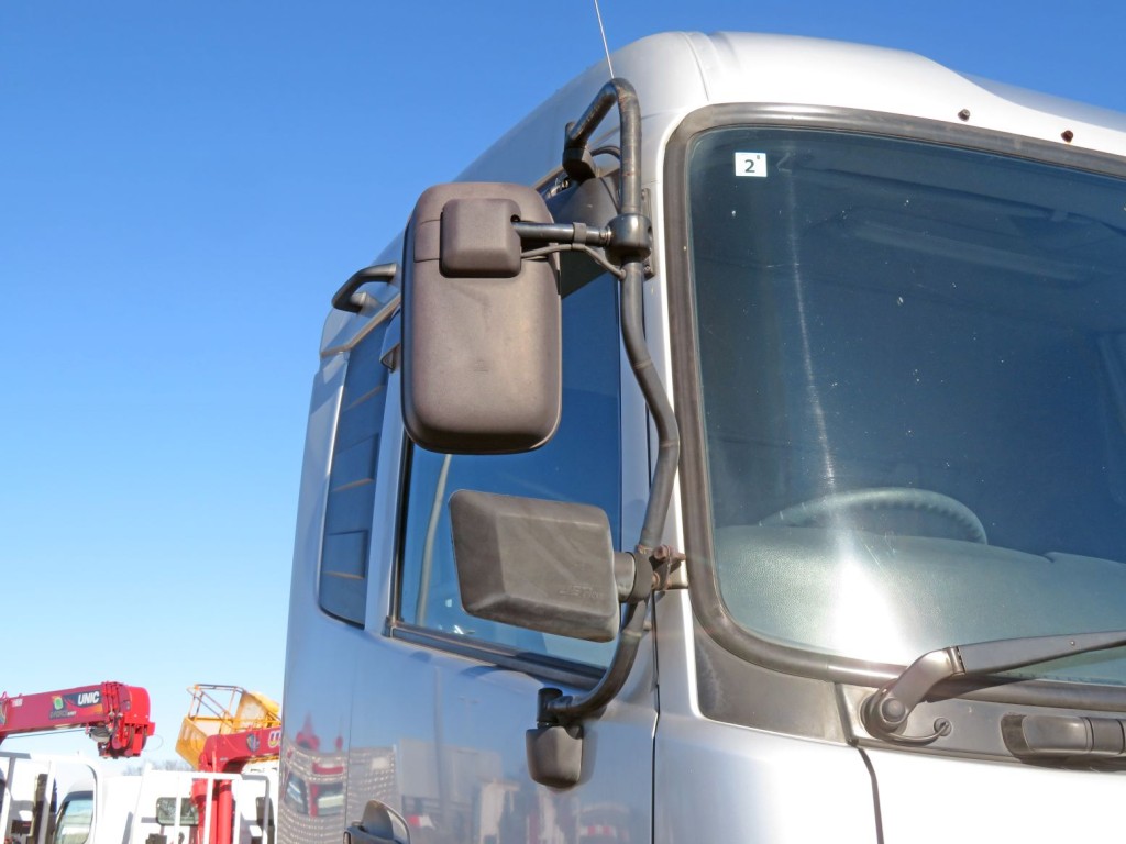 UDトラックス クオン QKG-GK6XADの写真26