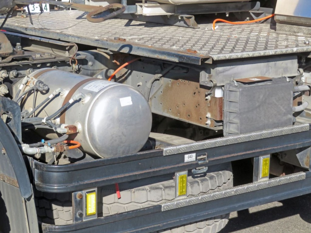 UDトラックス クオン QKG-GK6XADの写真49