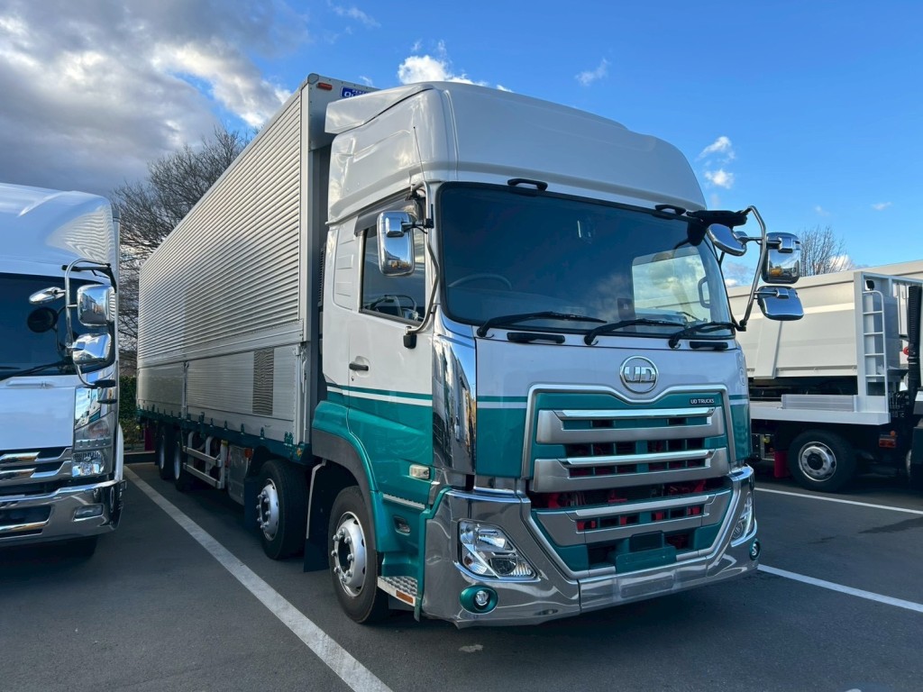 UDトラックス クオン 2PG-CG5CAの写真2