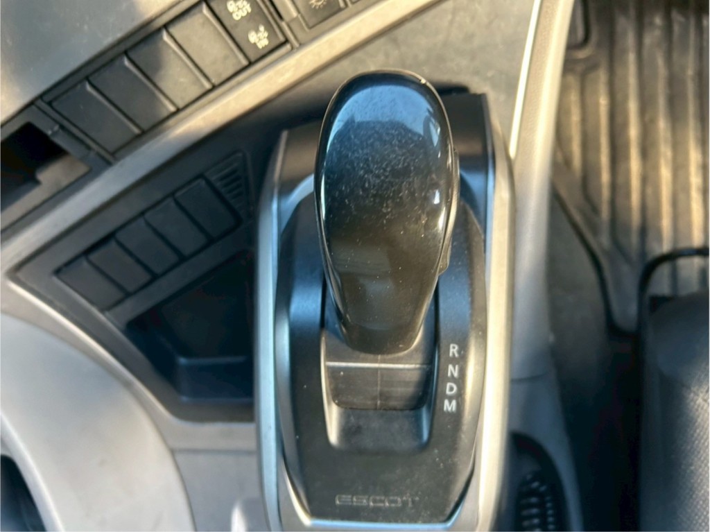 UDトラックス クオン 2PG-CG5CAの写真7