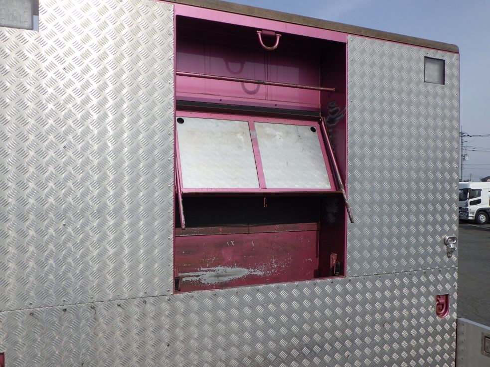 鳥居の物入れは収納可能です。|日野 プロフィア QPG-FR1EXEGの写真32