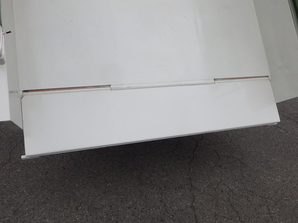 ゲート裏側の状態です。|いすゞ フォワード 2RG-FRR90S2(2WD)の写真11