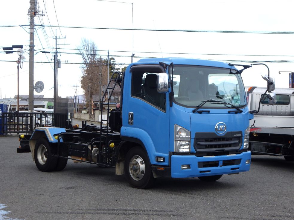 UDトラックス コンドル 2RG-BRR90S2(2WD)の写真2