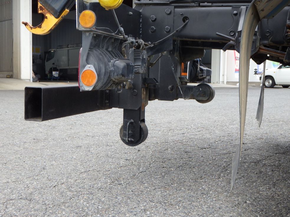 UDトラックス コンドル 2RG-BRR90S2(2WD)の写真10