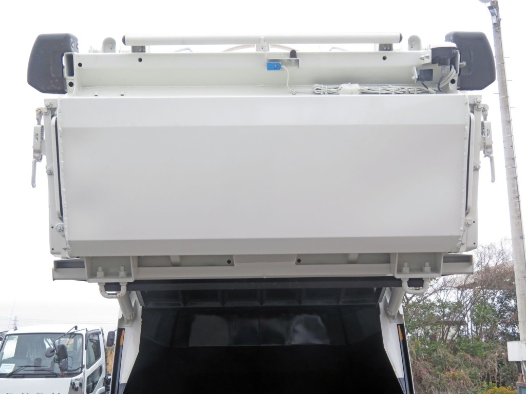 日野 デュトロ 2RG-XZU605X(2WD)の写真7