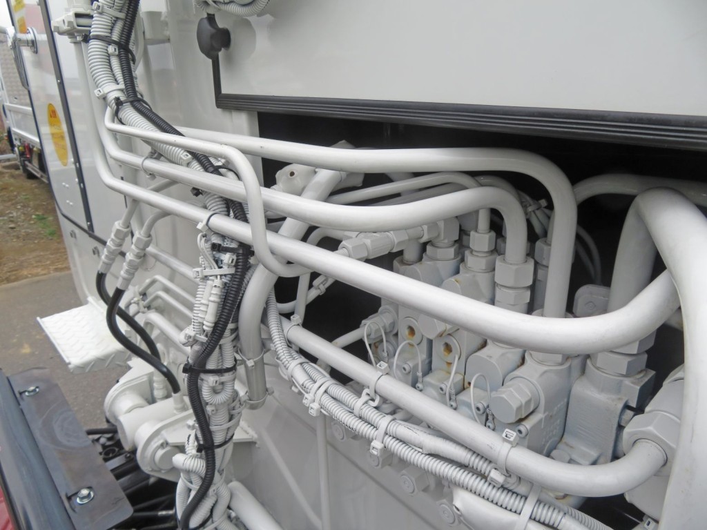 日野 デュトロ 2RG-XZU605X(2WD)の写真31