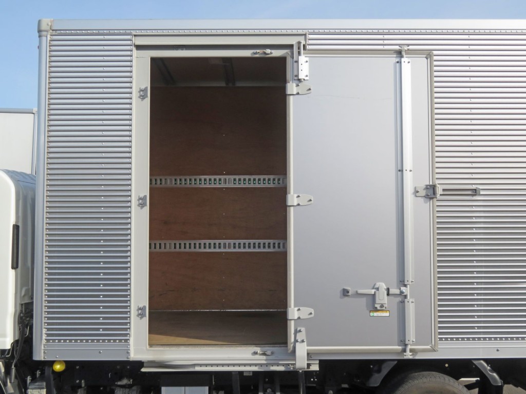 いすゞ エルフ 2RG-NMR88AN(2WD)の写真16