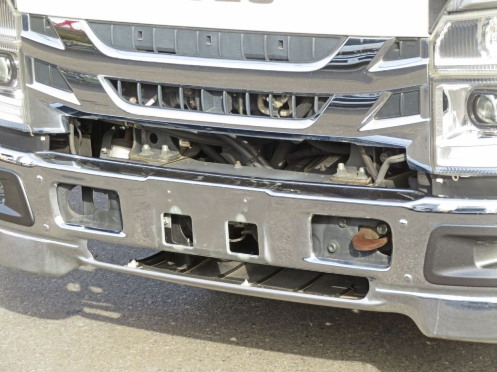 いすゞ エルフ 2RG-NMR88AN(2WD)の写真22