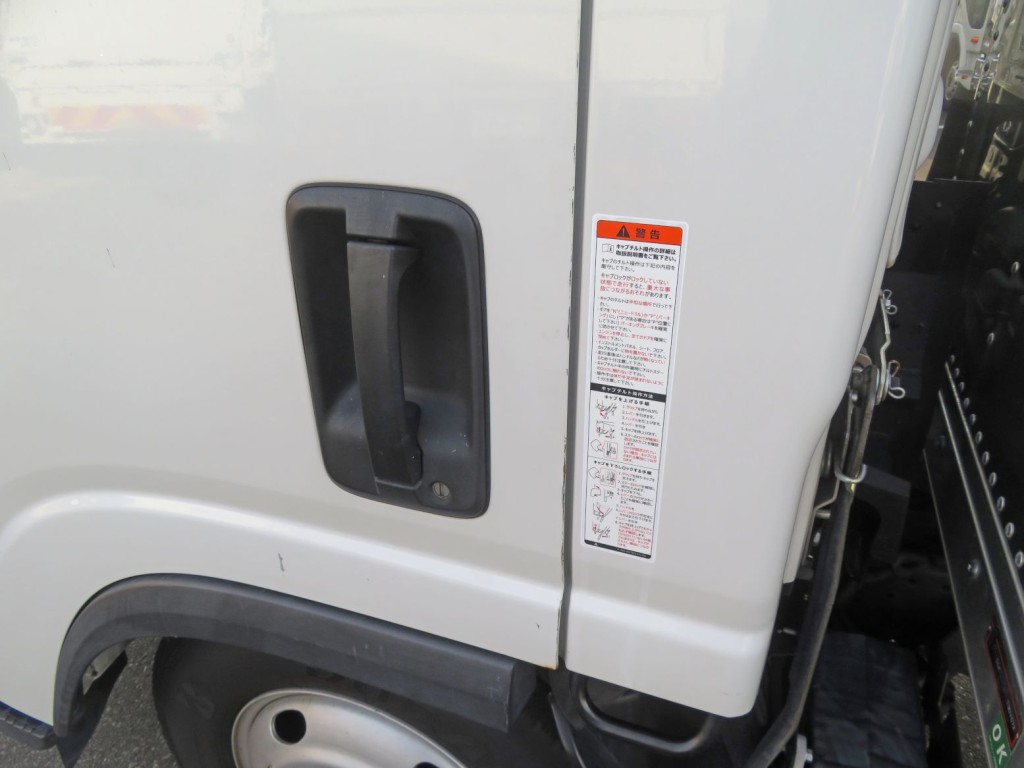 いすゞ エルフ 2RG-NMR88AN(2WD)の写真34