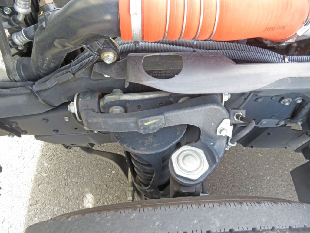 いすゞ エルフ 2RG-NMR88AN(2WD)の写真40