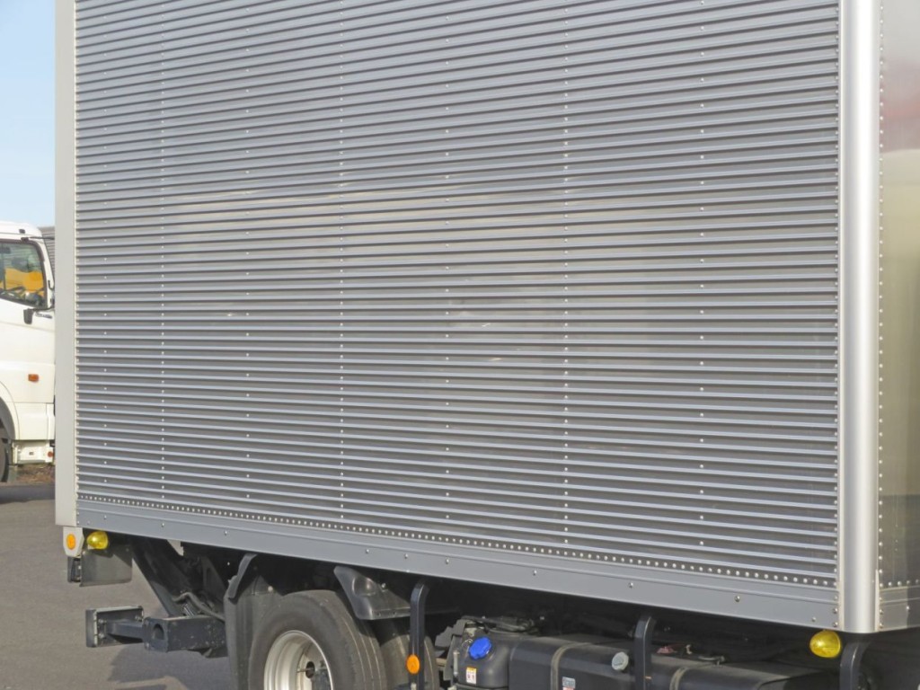 いすゞ エルフ 2RG-NMR88AN(2WD)の写真42