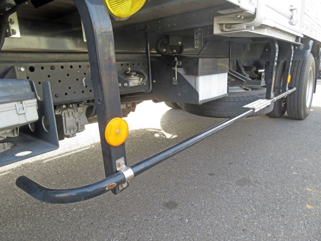 いすゞ エルフ 2RG-NMR88AN(2WD)の写真45