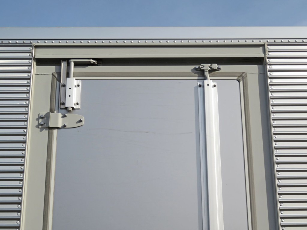 いすゞ エルフ 2RG-NMR88AN(2WD)の写真49