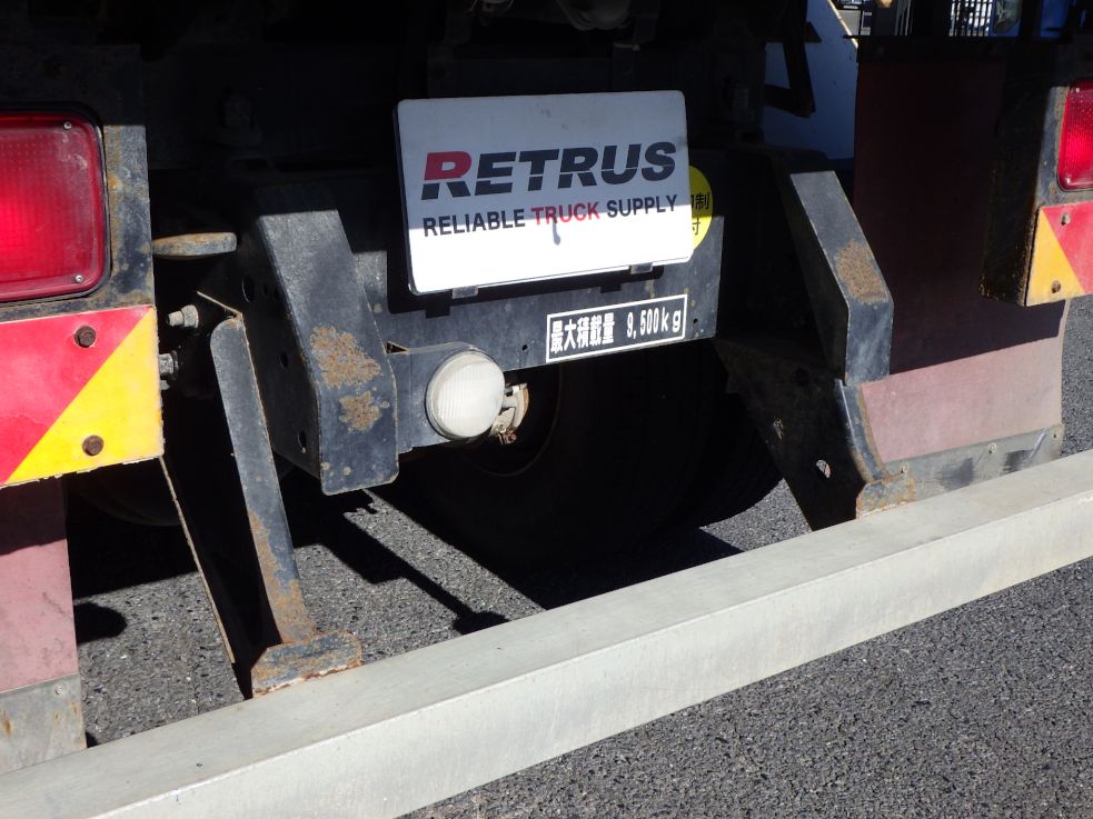 フレーム後方にサビがあります。|いすゞ ギガ QKG-CXZ77ATの写真36