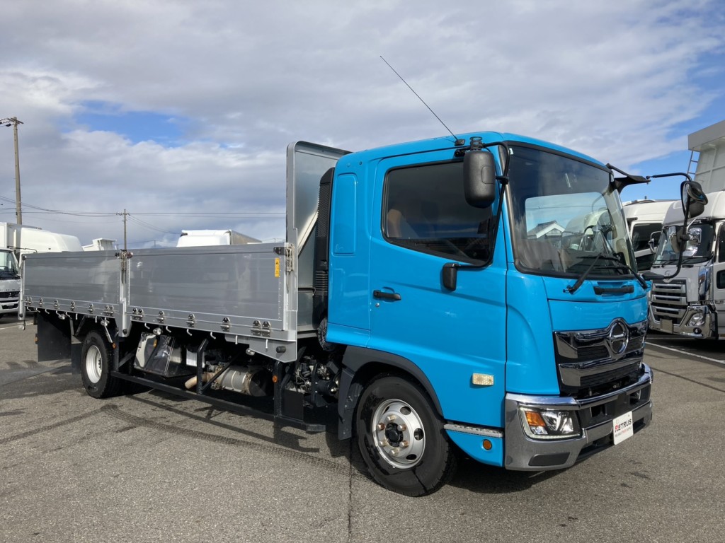 程度良好な4トン標準幅アルミ平ボデーです。|日野 レンジャー 2KG-FD2ABA(2WD)の写真2