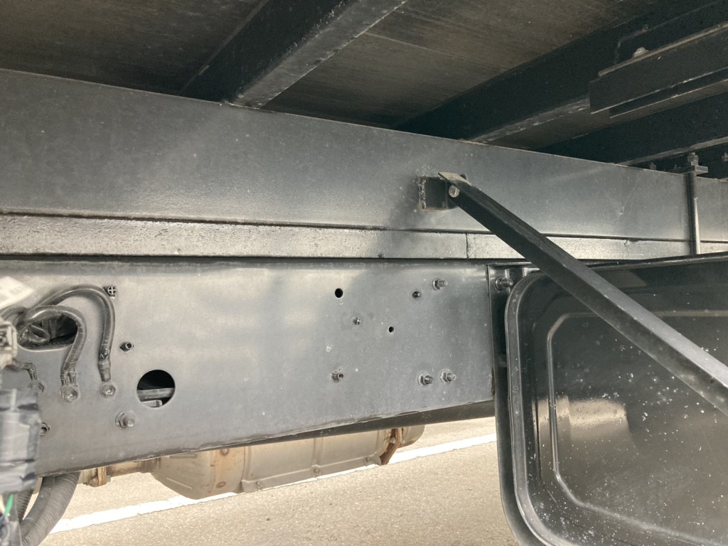 シャーシとネタの状態です。|日野 レンジャー 2KG-FD2ABA(2WD)の写真10