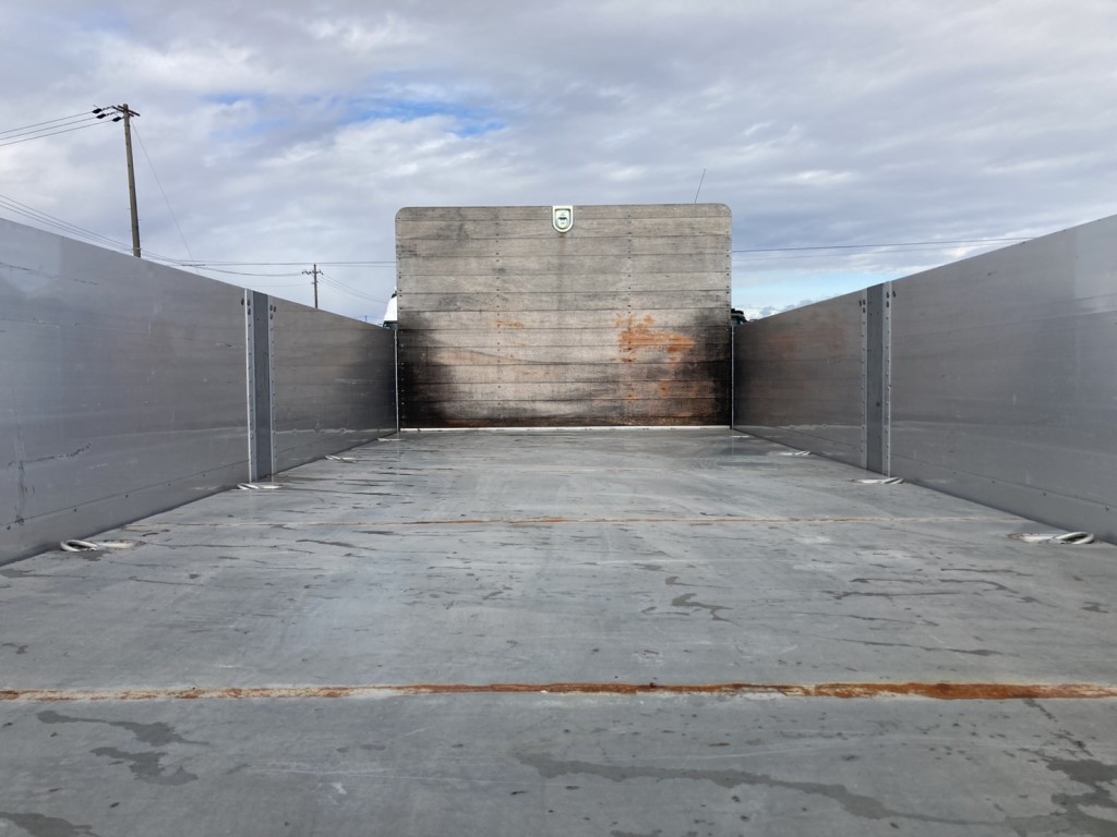 ボデー内部です。|日野 レンジャー 2KG-FD2ABA(2WD)の写真17