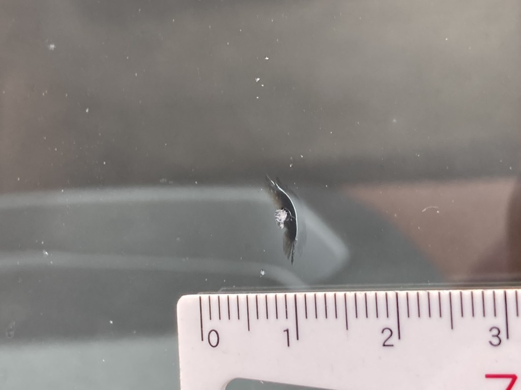 Fガラスに飛び石が有ります。|日野 レンジャー 2KG-FD2ABA(2WD)の写真35