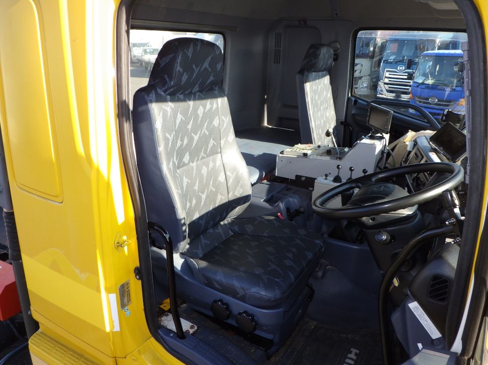 日野 プロフィア BDG-FS1EPYAの写真6