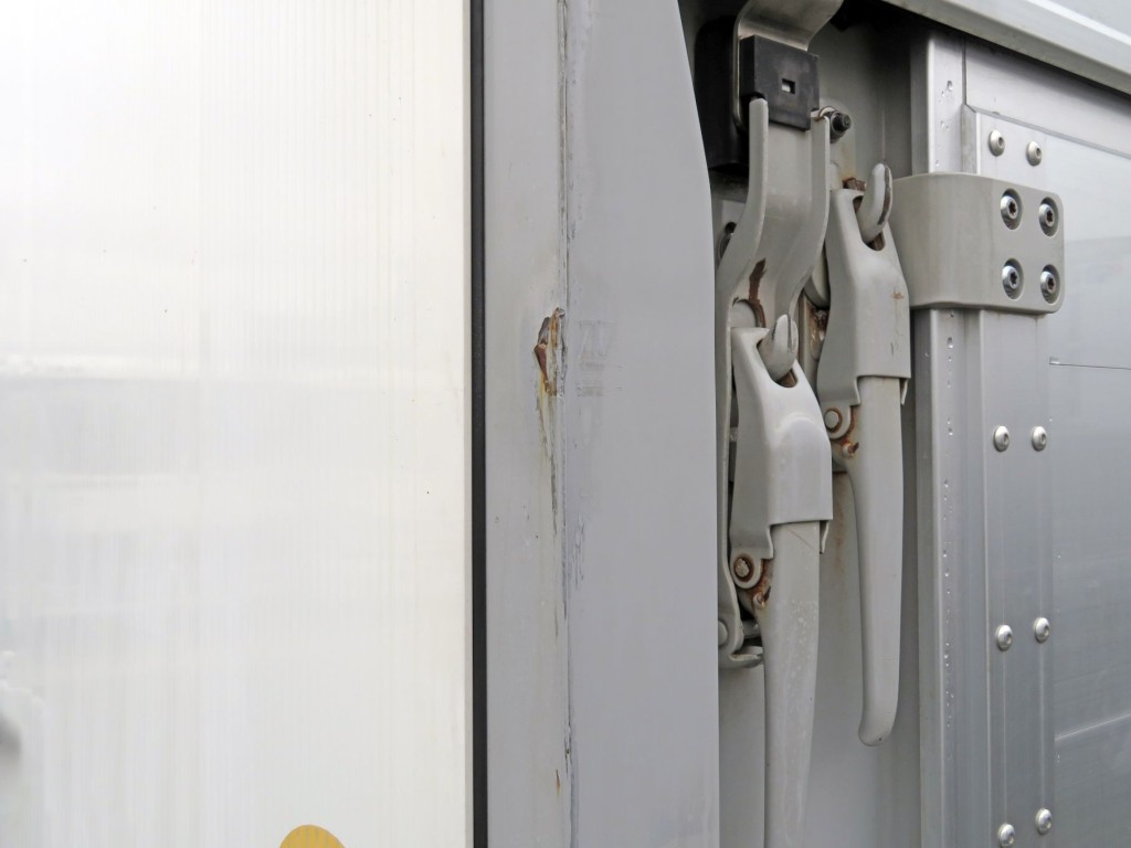 いすゞ ギガ 2PG-CYL77Cの写真16