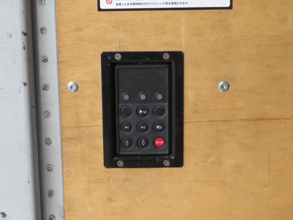 いすゞ ギガ 2PG-CYL77Cの写真20