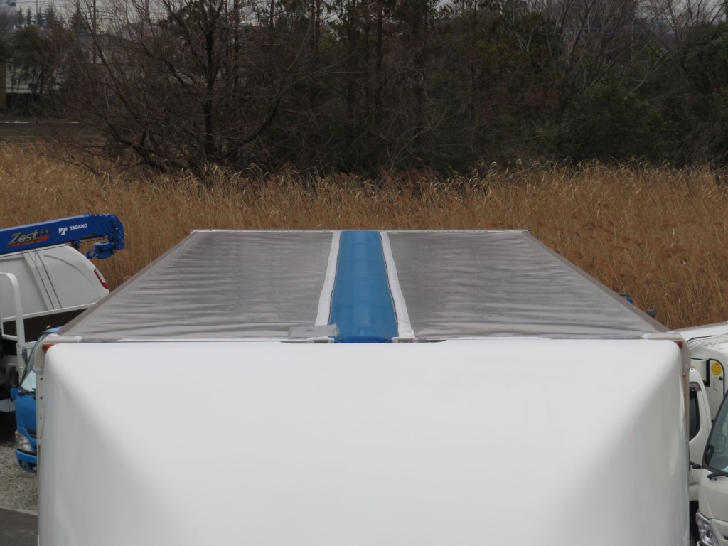 いすゞ ギガ 2PG-CYL77Cの写真25