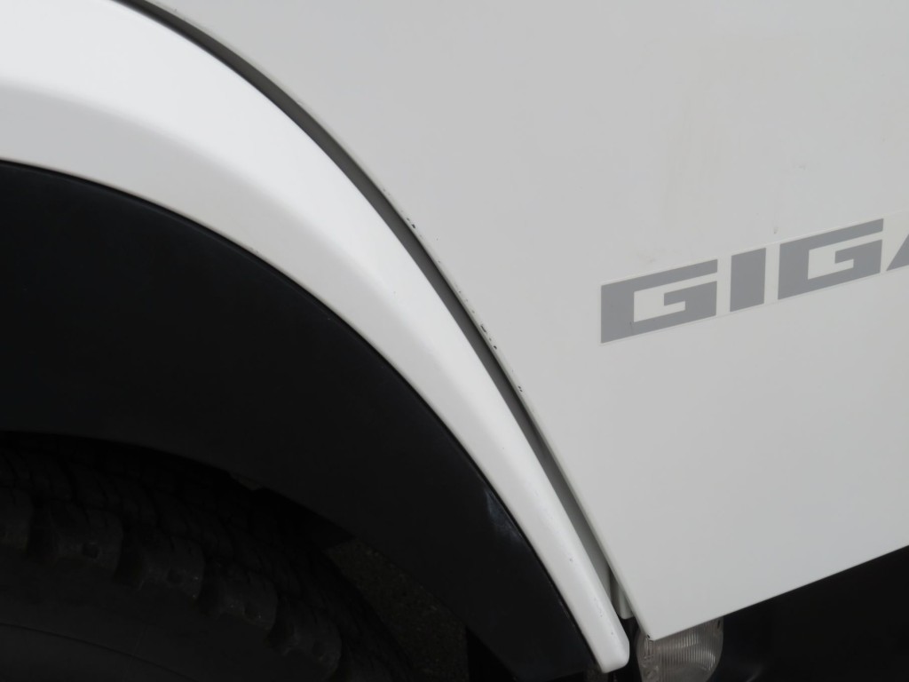 いすゞ ギガ 2PG-CYL77Cの写真31