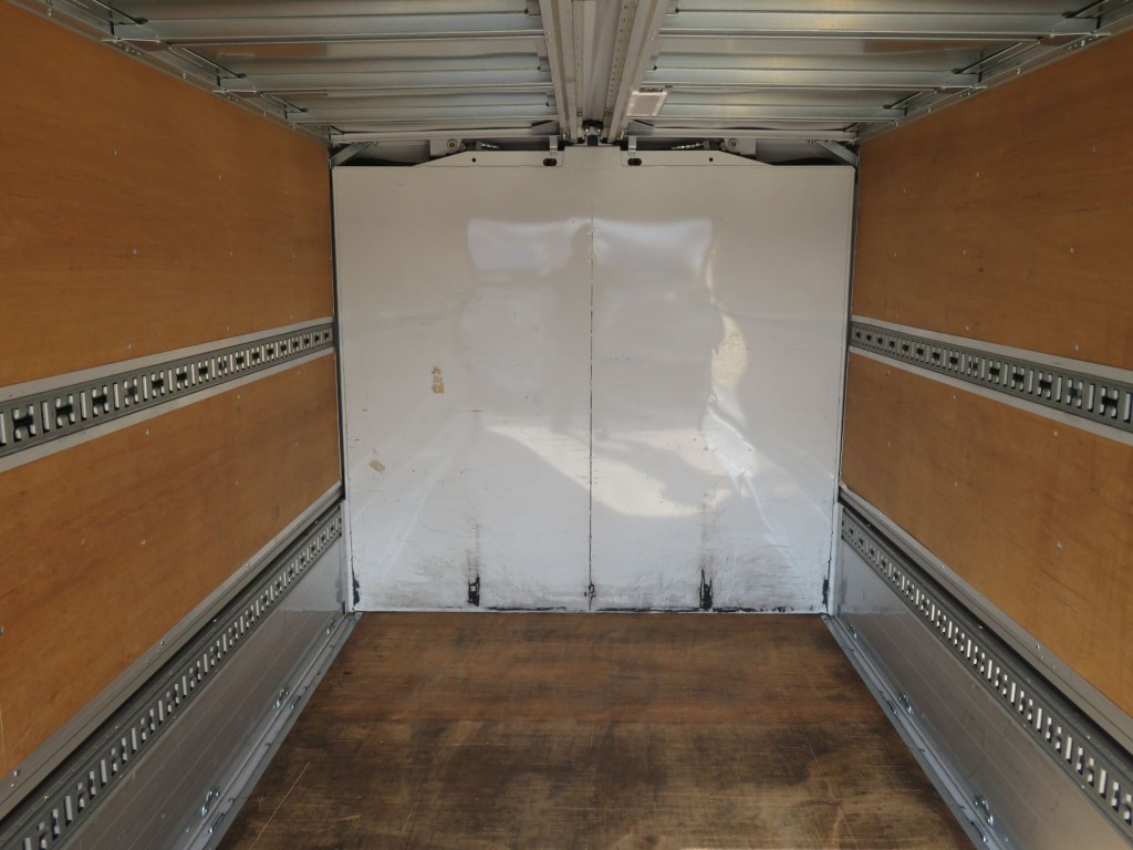 三菱 キャンター 2PG-FEB80(2WD)の写真10