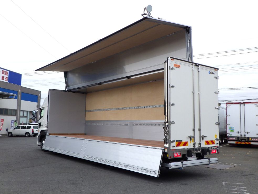 日野 プロフィア 2DG-FW1AHCの写真3