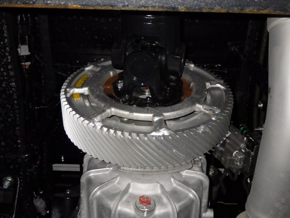 リターダ付です。|日野 プロフィア 2DG-FW1AHCの写真16